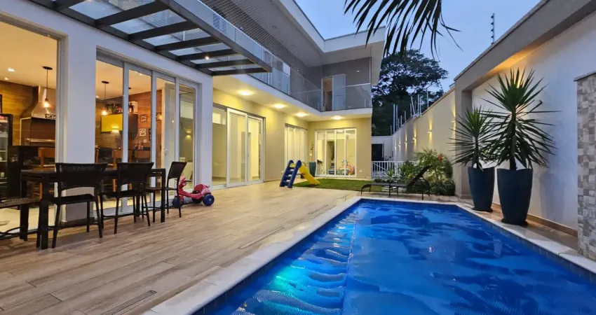 Linda casa jd. guapira, com 4 suites em excelente localização