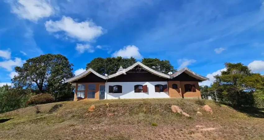 Bela casa em região nobre de campos do jordão - bela casa em região nobre de campos do jordão!