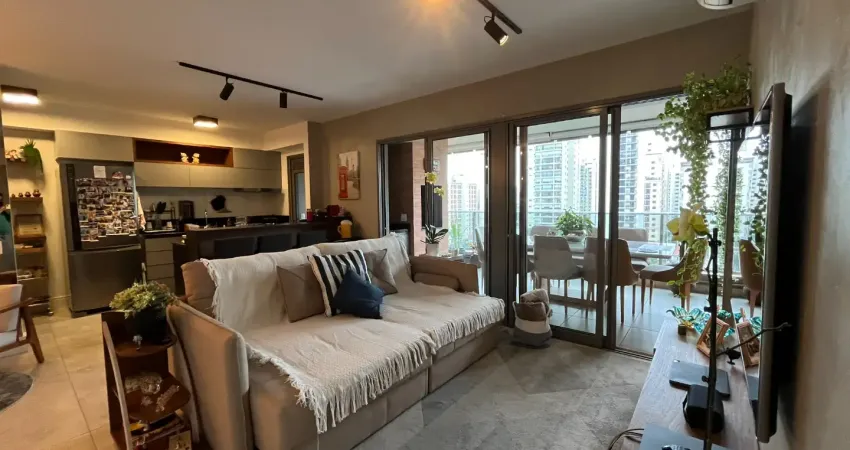 Apartamento de alto padrão no brooklin novo com varanda gourmet, 2 suítes e 2 vagas!