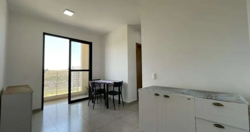 Apto com 2 quartos no Ed San Marino