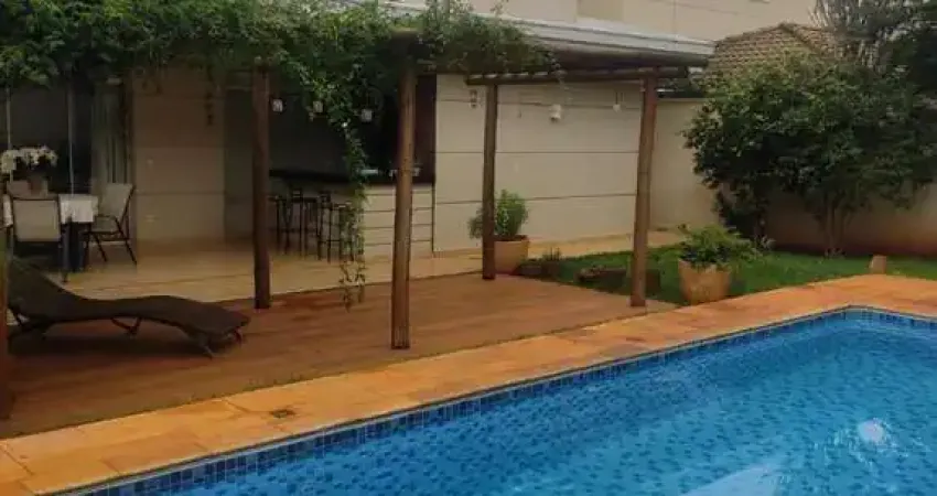 Casa com 4 suites no Cond Quinta do Golfe