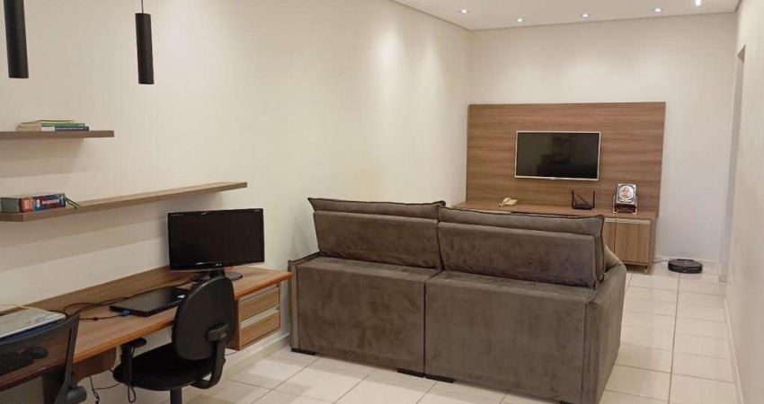 Linda casa no Campos Eliseos com 2 quartos sendo 1 suite