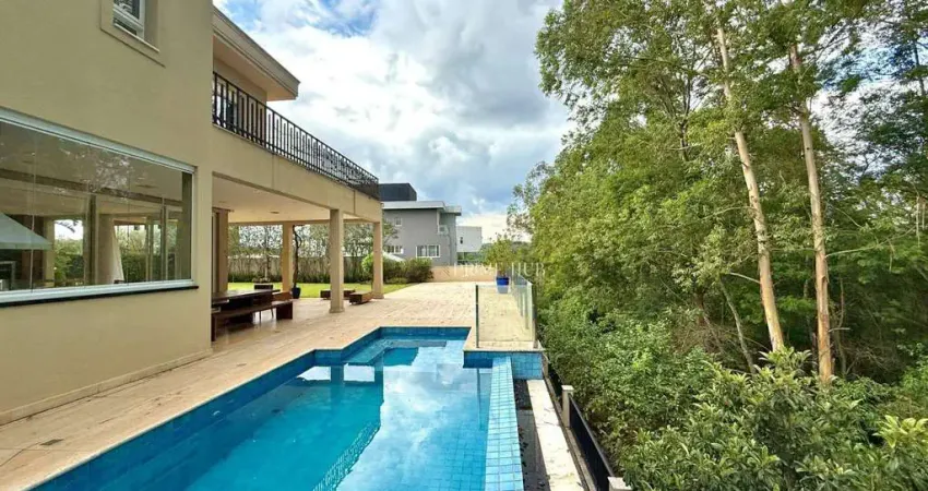 Residência exclusiva com acabamento impecável e sofisticação