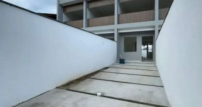 Imperdível/ 2dorm/2bwc/2vagas/terreno com 3m de abertura,10m de frentejardim iririú - joinville - sc