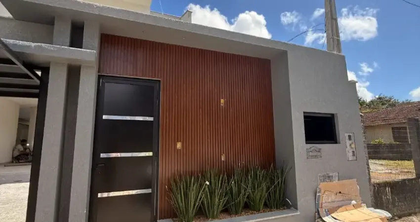 Luxuoso sobrado c/179m2/ 1 suíte+2dorm/ 2vagas/ 7mt abertura/ 15mt fundos com piscina/