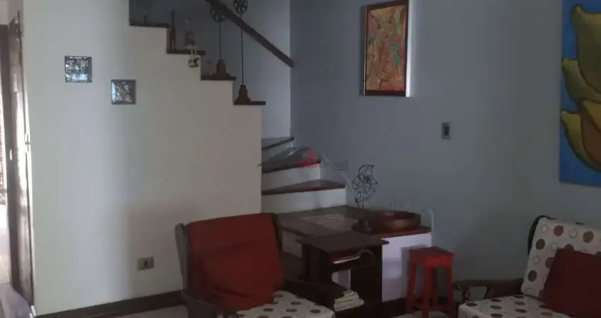 Sobrado à venda em vila paulista, sp: 3 quartos, 133m², r$800 mil
