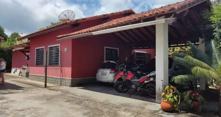 Vendo casa no bairro village de são roque em miguel pereira - rj