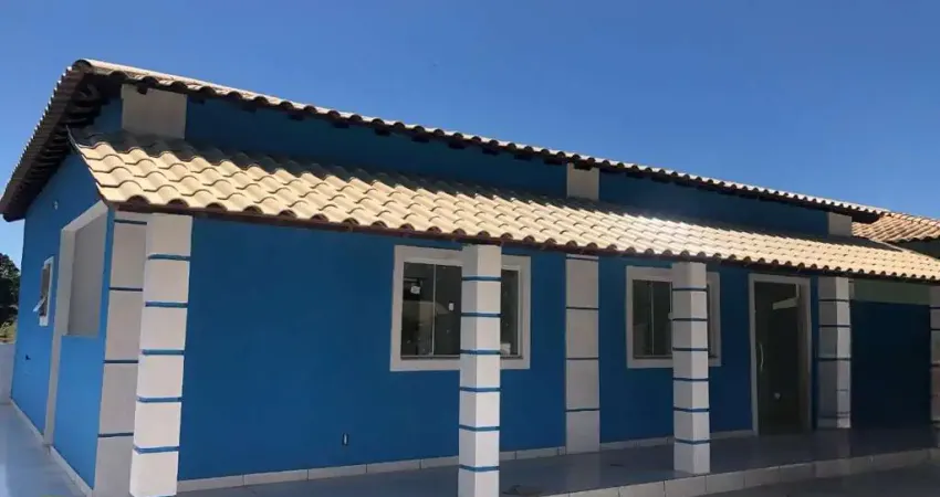 Vendo casa super charmosa no bairro em arcozelo  paty do alferes - rj