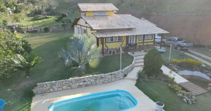 Chácara / sítio com 3 quartos à venda na Zona Rural, Paty do Alferes