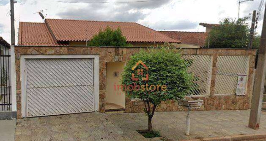 Belíssima casa com 3 dormitórios e piscina à venda, 140 m² por R$ 800.000 - Vila Casoni - Londrina/PR
