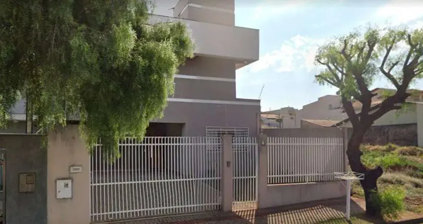 Casa com 4 dormitórios à venda, por r$ 1.000.000 266 m²  - coliseu - londrina/pr