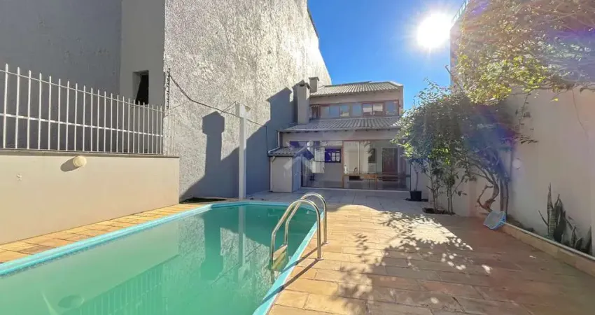 Casa com 3 quartos à venda na Rua Barão do Guaíba, 719, Menino Deus, Porto Alegre