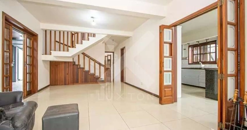 Casa com 5 quartos à venda na Rua Zeev Jabotinski, 58, Jardim Itu Sabará, Porto Alegre
