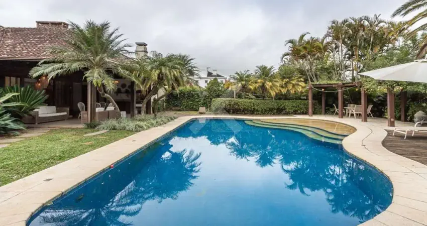 Casa em condomínio fechado com 3 quartos à venda na Avenida Juca Batista, 8000, Belém Novo, Porto Alegre