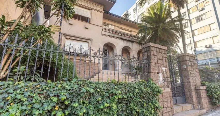 Casa com 4 quartos à venda na Avenida Independência, 1020, Independência, Porto Alegre
