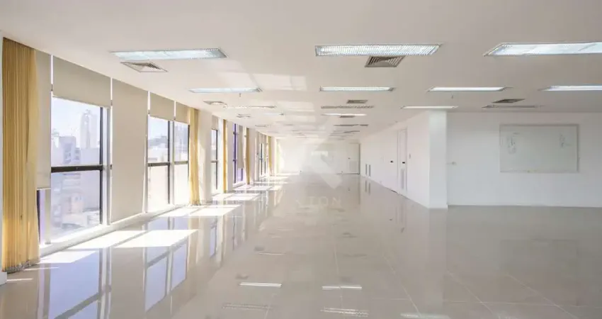 Sala comercial para alugar na Rua dos Andradas, 1001, Centro Histórico, Porto Alegre