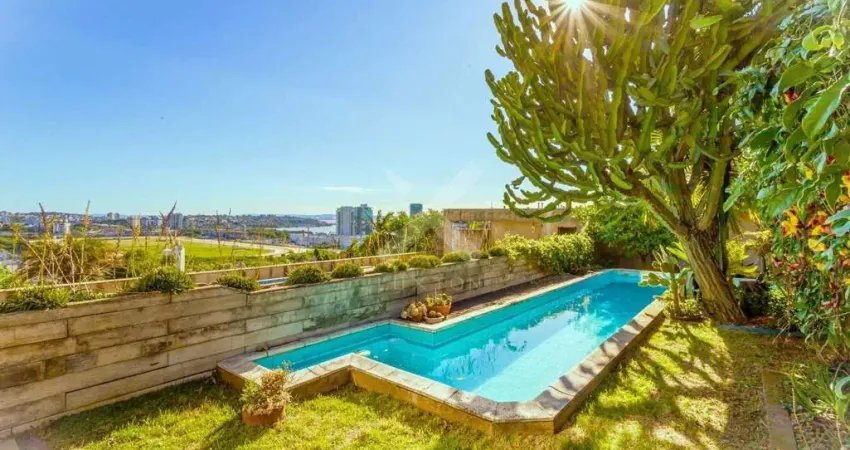 Casa com 4 quartos à venda na Rua Curupaiti, 113, Cristal, Porto Alegre