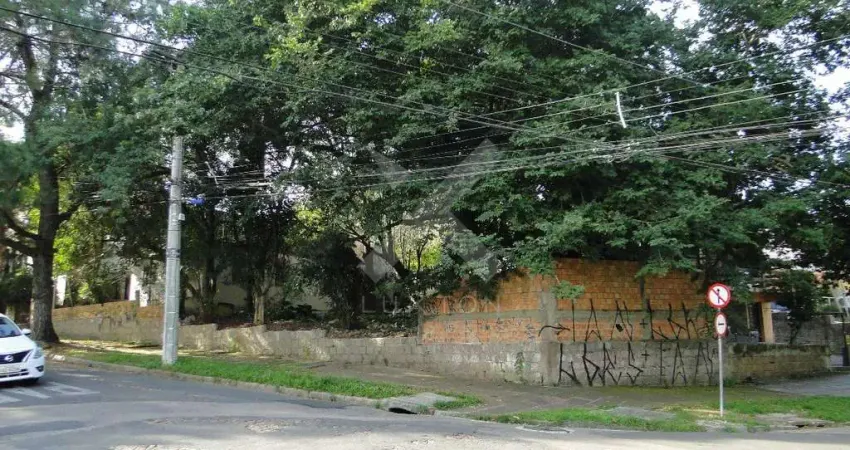 Terreno à venda na Gen. Francisco de Paula Cidade, 121, Chácara das Pedras, Porto Alegre