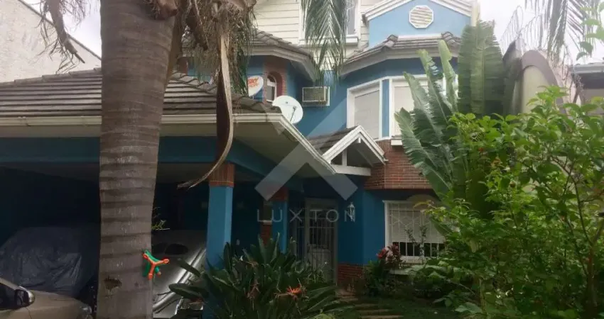 Casa com 3 quartos à venda na Rua Fernando Abbott, 564, Cristo Redentor, Porto Alegre