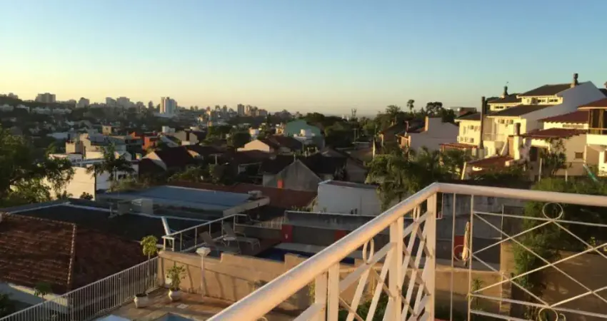 Casa com 5 quartos à venda na Avenida General Barreto Viana, 430, Chácara das Pedras, Porto Alegre