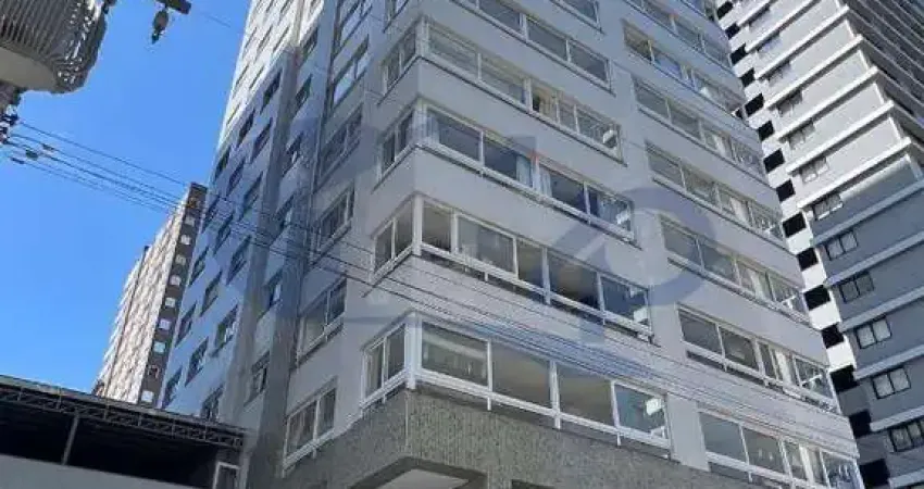 Apartamento á venda com 3 dormitórios no centro de torres/rs
