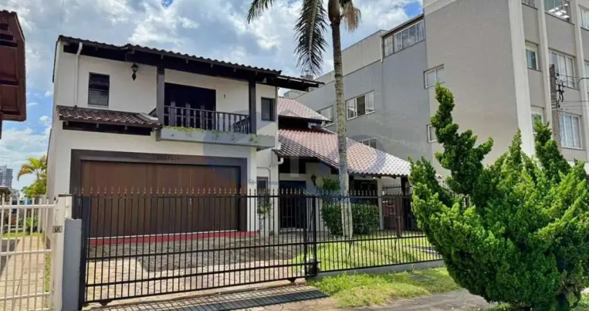 Casa com 5 quartos à venda na Travessa Tupinambá, 53, Centro, Torres