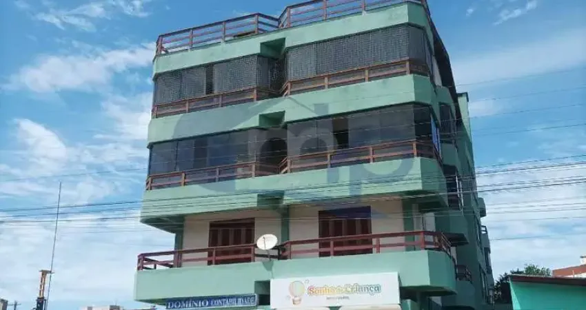 Apartamento á venda com 2 dormitórios no centro de torres/rs