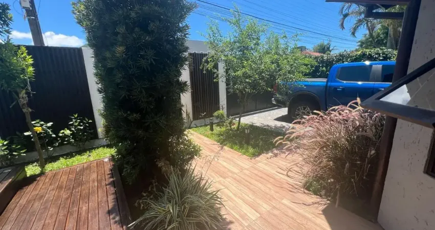 Linda e aconchegante residencia no coração  do campeche, venha se encantar!