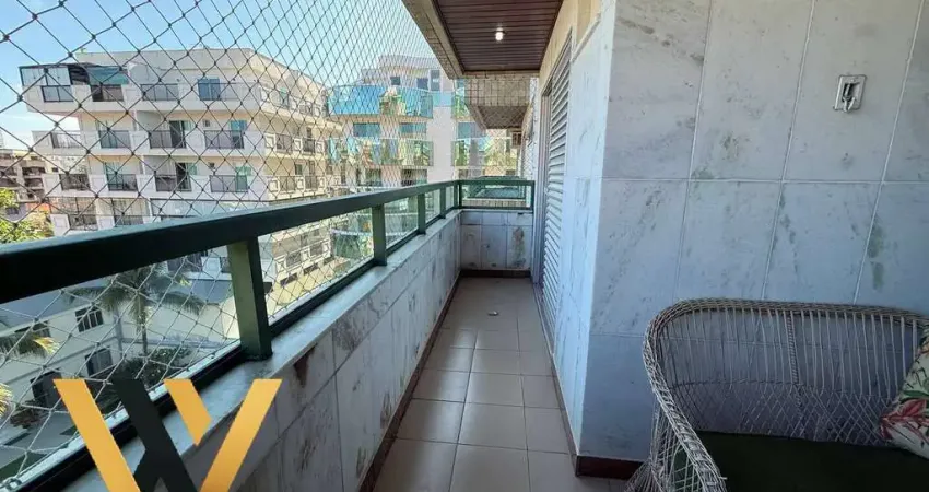 Apartamento amplo e varandado a 1 minuto da praia - 4 quartos, suíte.