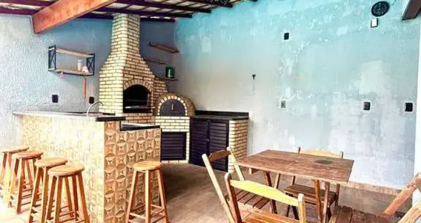 Casa duplex mobiliada no bosque do peró – independente e completa!