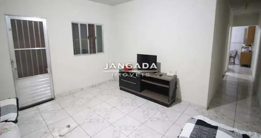 Oportunidade para investidores! terreno com 03 casas independentes