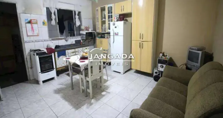 Oportunidade para investidores! terreno com 03 casas independentes