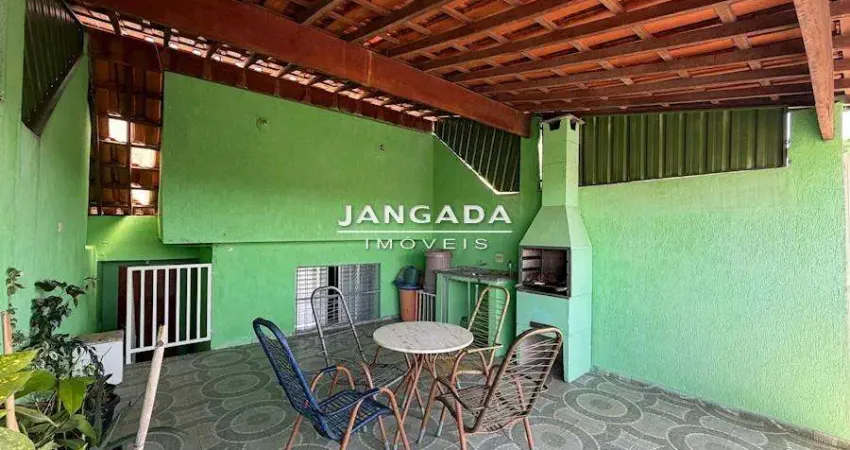 Espaco e conforto para toda a familia – sobrado com 05 dormitorios e terraco