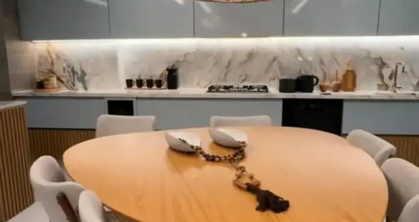 | locação anual | ap 4 dorm | av atlântica | centro | balneário camboriú