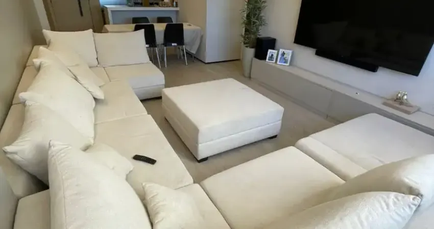 Apto no cocó com 92m2 de área, 3 quartos, 3 wc's, reformado e 2 vagas!!