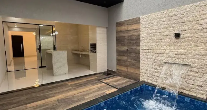 Casa com piscina e lote inteiro no jardim italia com 3/4 sendo uma suíte