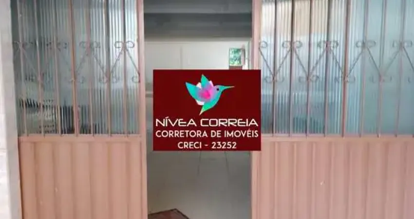 Vendo um galpão em Itapuã, possui 300 metros de área construída (galpão e lage) +60 metros de terreno.