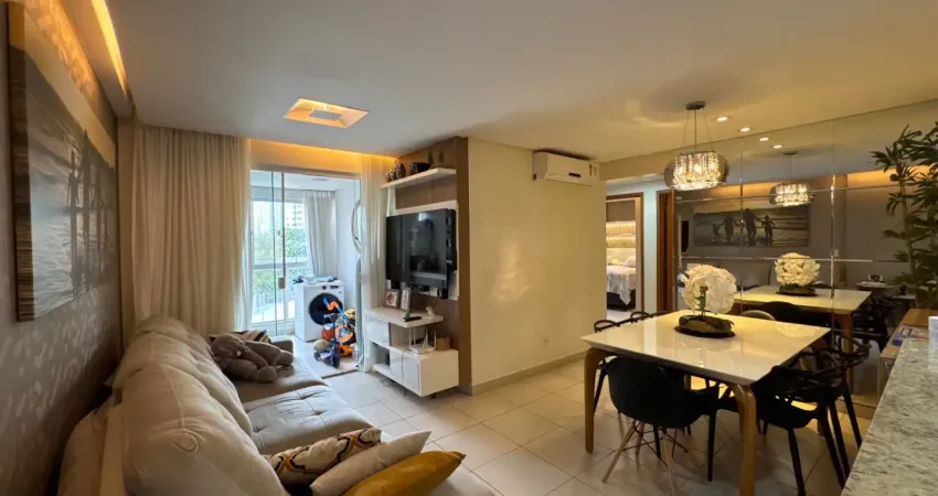 Condomínio pedra do mar 3 quartos 2 suítes vagas subsolo com armários