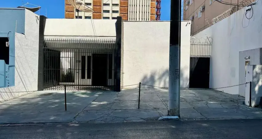 Casa comercial – 222 m² de área construída | 435,05 m² de terreno | centro de cuiabá (rua das óticas)