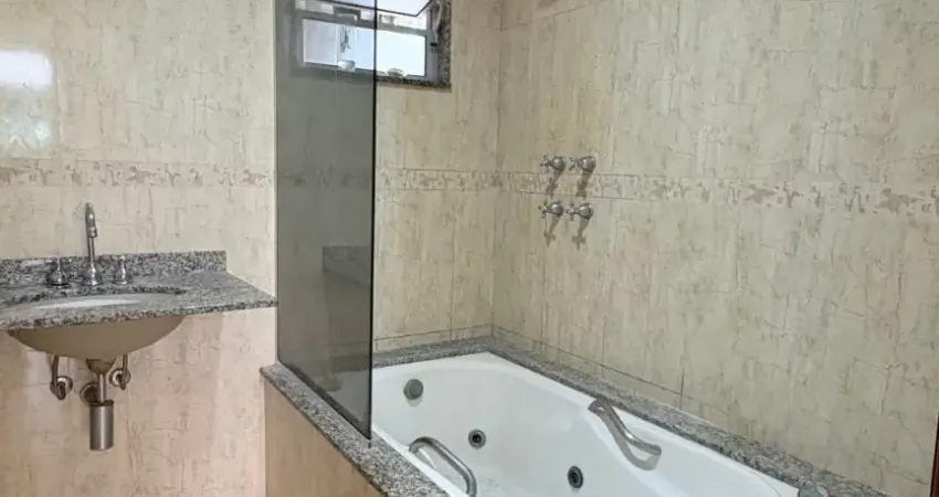 Apartamento modernizado de 2 quartos (suíte com banheira + vaga) 73m² tijuca rua conde de bonfim