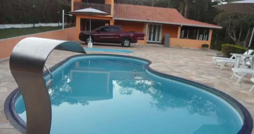 Ibiúna; chácara em condomínio alto padrão acesso p/represa; olha só; 2.137,00m2 p/grandes famílias,