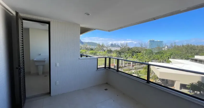 Apartamento ilha pura de 134 m², 3 suítes (duas canadenses) com dependência completa