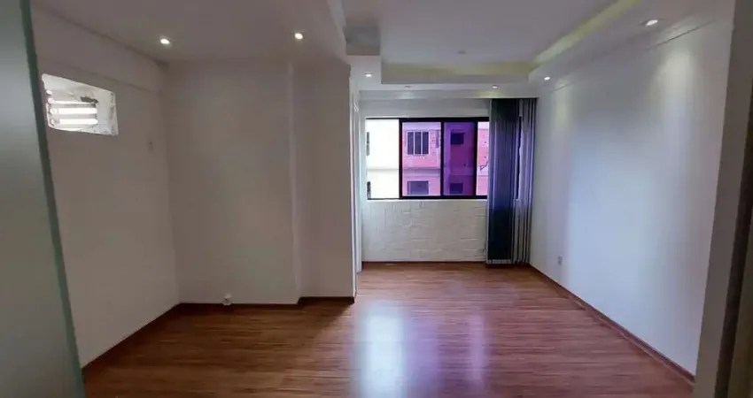 Sala comercial para alugar na Rua Marechal Floriano, 455, Canela, Salvador