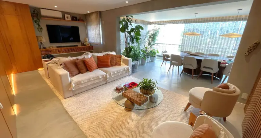 Apartamento de alto padrão de 135m2 para venda, com 3 suites, 3 vagas fixas , lazer clube na vila olímpia