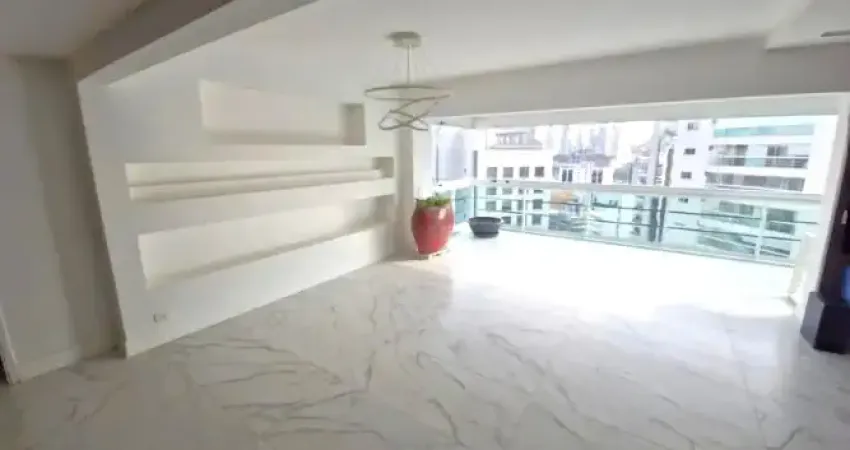 Apartamento a venda de 3 suites, 2 vagas, reformado, cond. clube, v. olímpia, ao lado av. faria lima