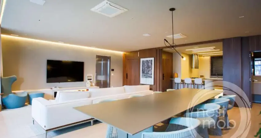 Apartamento no amáz, com 179.64 m², 3 quartos sendo 1 suíte à venda no bairro champagnat.