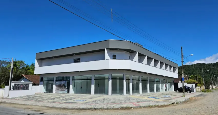 Apartamento de 1 quarto em frente ao centro de distribuição da ambrrv