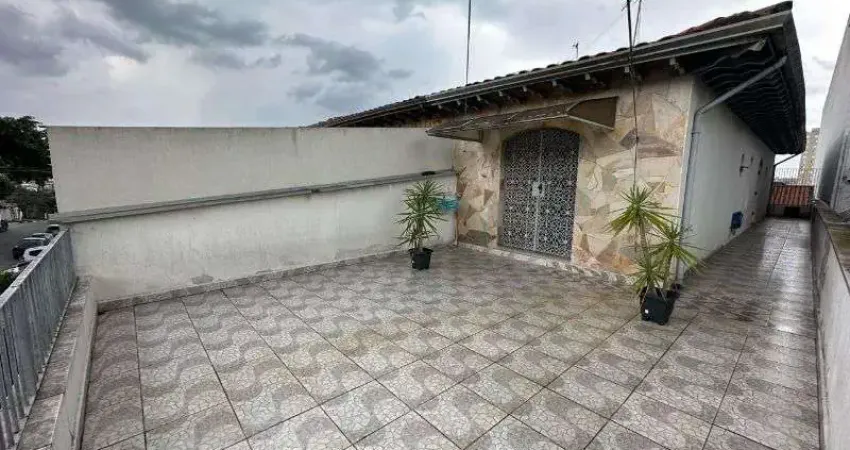 Casa com 4 quartos para alugar na Avenida Estevão Mendonça, Vila Santa Catarina, São Paulo