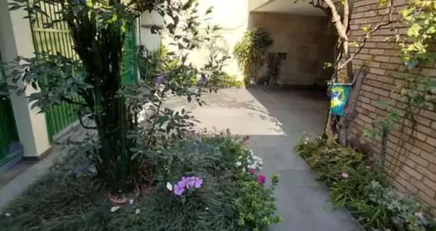 Casa com 4 quartos à venda na Vila Alexandria, São Paulo