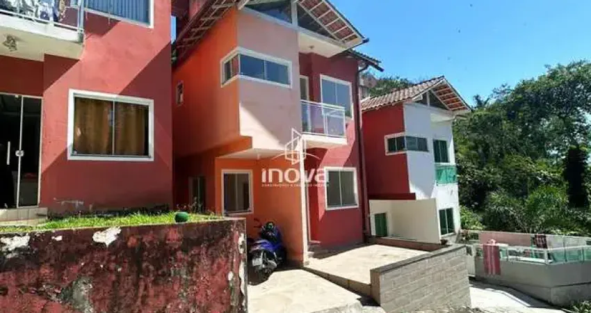 Casa à venda no retiro, cond. village das pedras, angra dos reis/rj